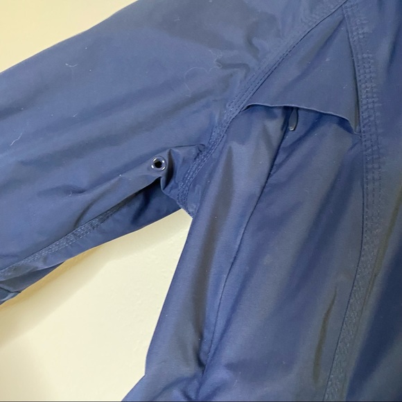 LULULEMON deep navy Fo Drizzle rain jacket 6 RARE - Picture 6 of 14